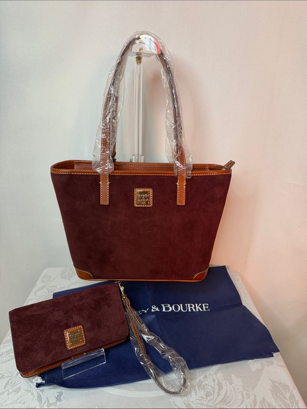 NWT Dooney & Bourke Suede Small Charleston Shopper Tote & Fey Phone Wristlet Set